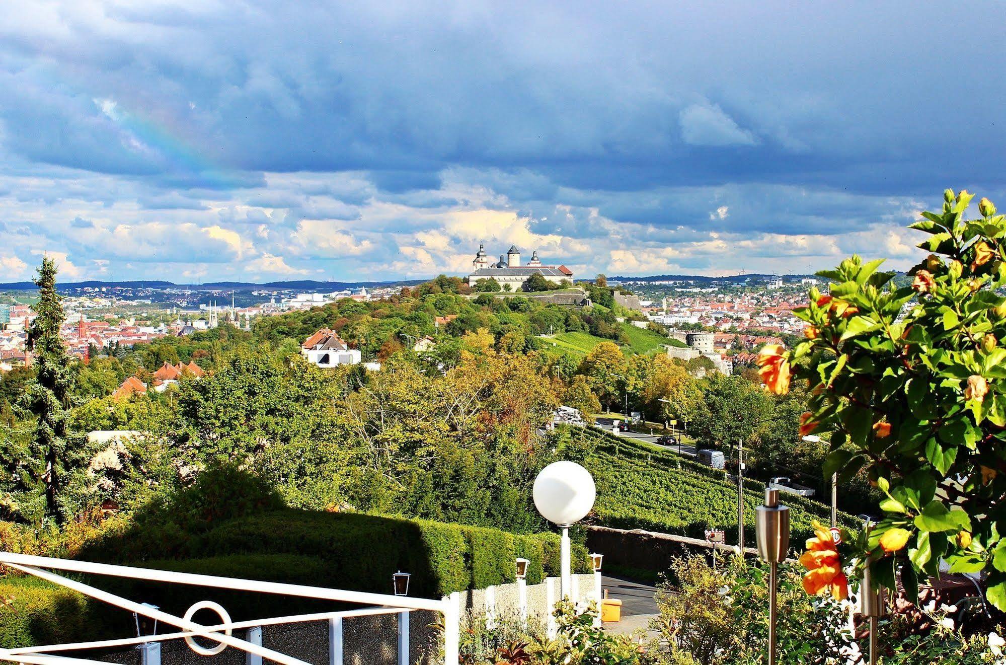 Hotel Wittelsbacher Hoeh Würzburg Dış mekan fotoğraf
