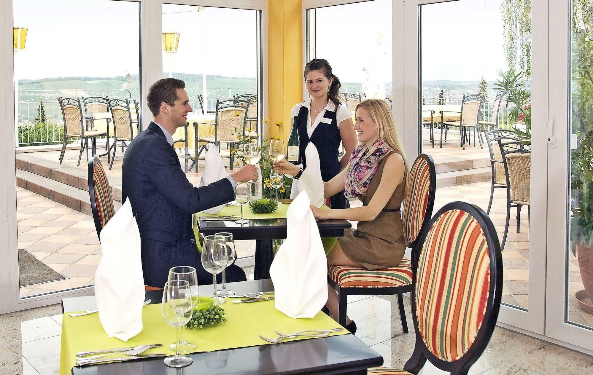 Hotel Wittelsbacher Hoeh Würzburg Dış mekan fotoğraf